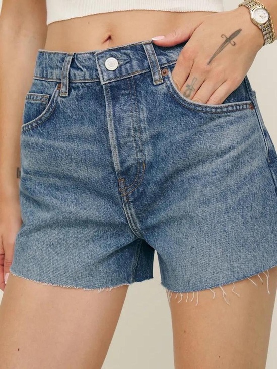 Reformation Pants - Reformation Charlene High Rise Jean Colorado Wash Shorts size 31